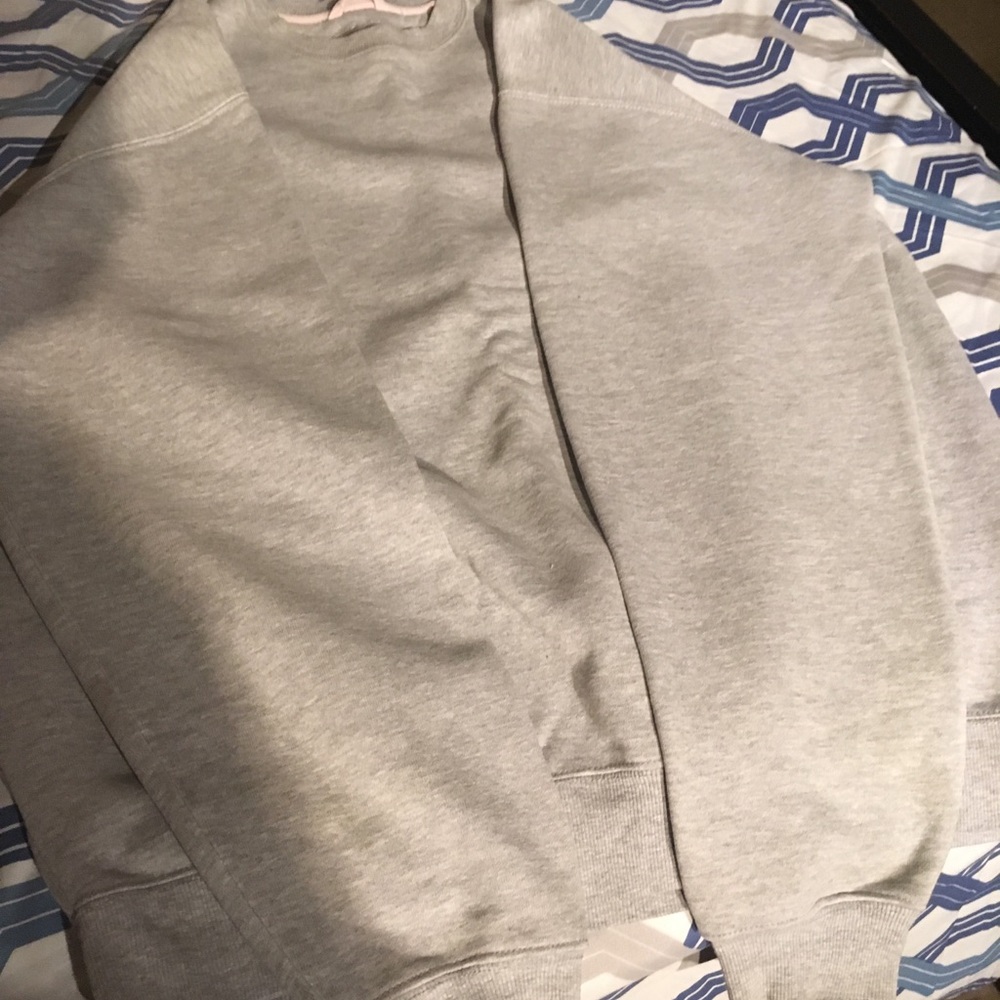 Carhartt sweat shirt